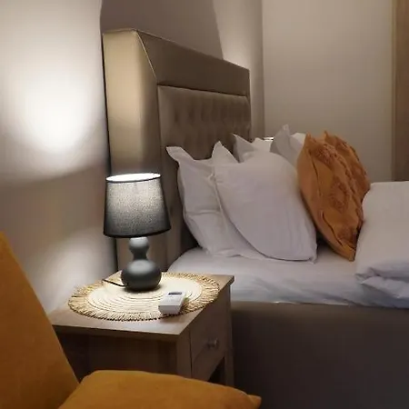 Villa Manevi *